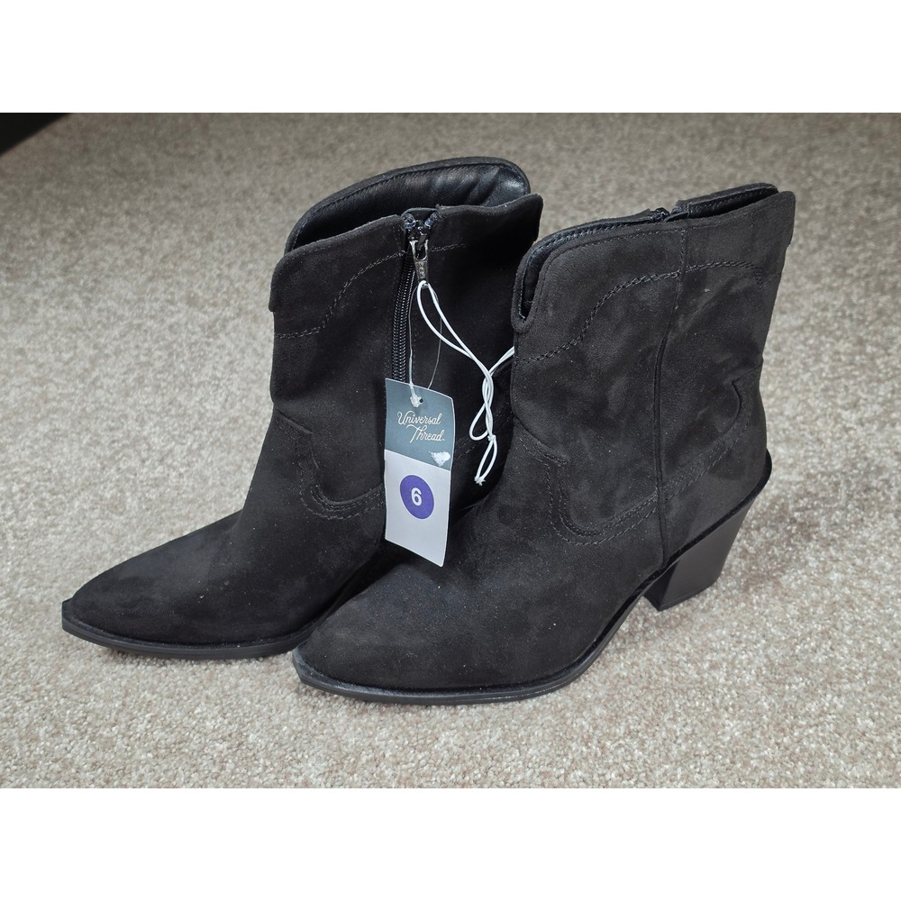 Universal Thread Dallas Black Faux Suede Western Ankle Boots Womens 6 Pointed